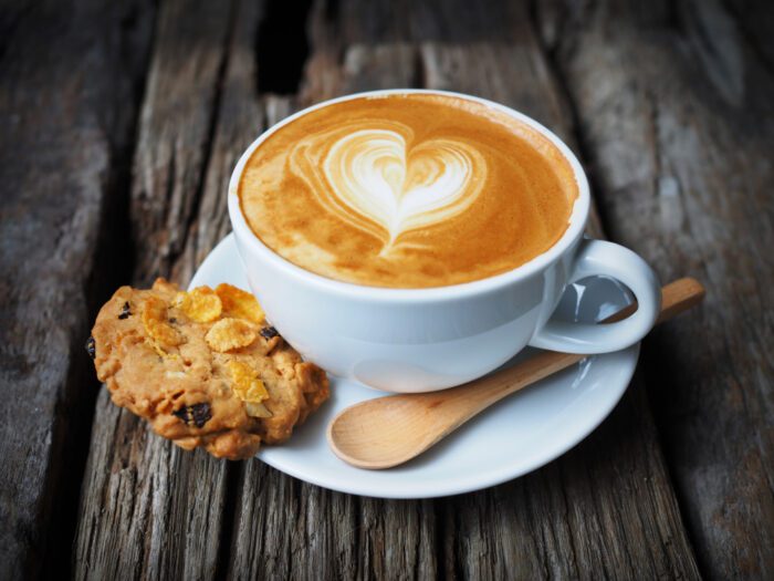 Horúci proteínový nápoj s príchuťou Cappuccino